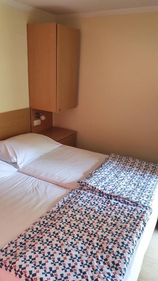 Sunshine Sh Apartmanhaz Apartment ซามาร์ดี ภายนอก รูปภาพ